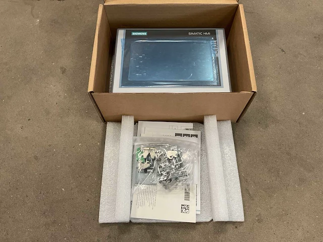 Siemens simatic hmi comfort panel tp700 comfort (6av2124-0gc01-0ax0) 7” bedieningspaneel - afbeelding 2 van  3