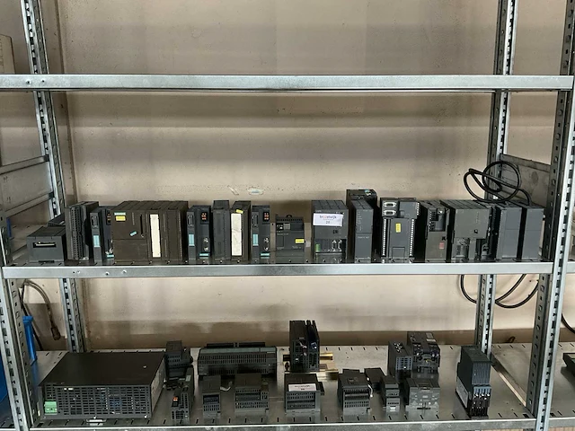 Siemens simatic partij elektra componenten - afbeelding 1 van  4