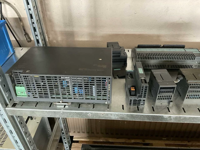 Siemens simatic partij elektra componenten - afbeelding 1 van  3