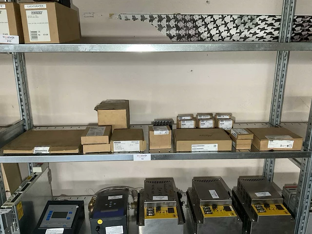 Siemens simatic partij modules - afbeelding 1 van  9