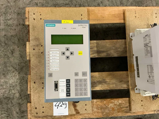 Siemens siprotec 7sj62 overstroom beveiligingsrelais (2x) - afbeelding 3 van  4