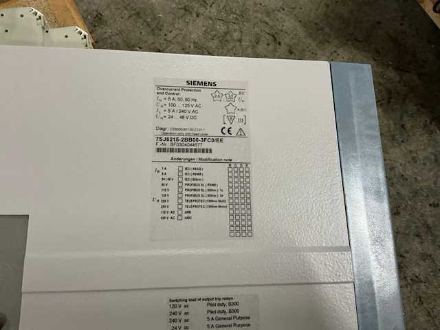 Siemens siprotec 7sj62 overstroom beveiligingsrelais (2x) - afbeelding 4 van  4