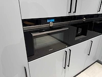 Siemens studioline - cm876g0b6 iq700 serie - combi-magnetron (c) - afbeelding 1 van  3