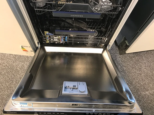 Siemens voll. geïntegreerde vaatwasser sn63ex14cn, showmodel - afbeelding 4 van  4
