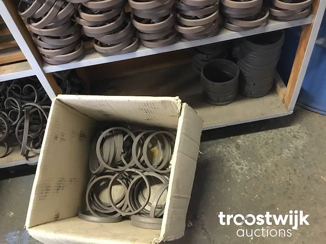 Sier smeedwerk ornamenten - afbeelding 15 van  15