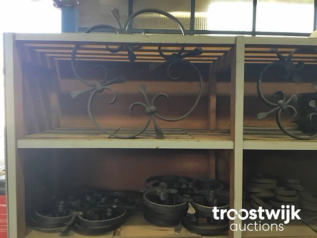 Sier smeedwerk ornamenten - afbeelding 4 van  15