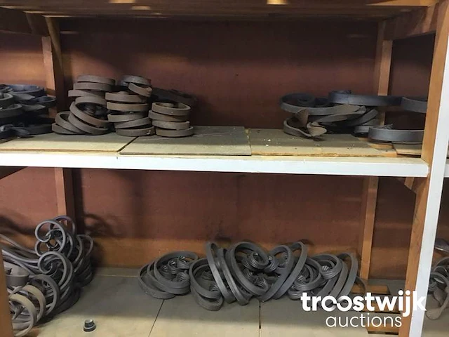 Sier smeedwerk ornamenten - afbeelding 6 van  15