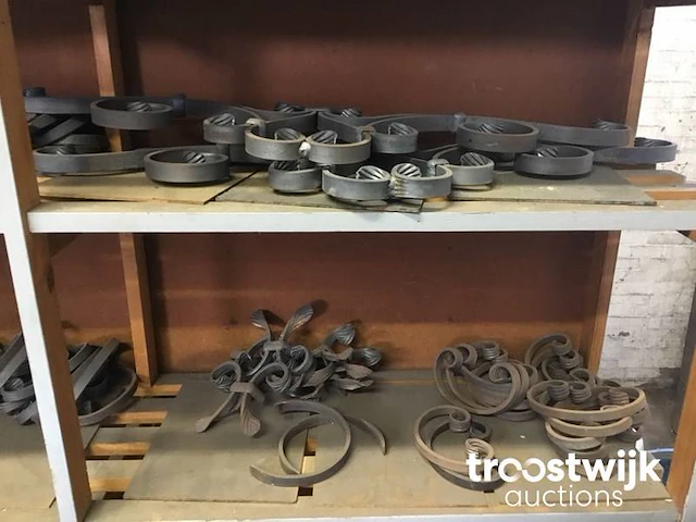 Sier smeedwerk ornamenten - afbeelding 7 van  15