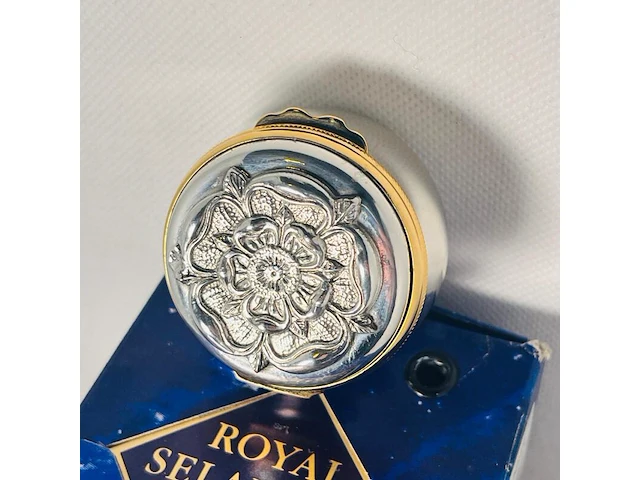 Sieraden doos - royal selangor - tudor rose - afbeelding 3 van  7