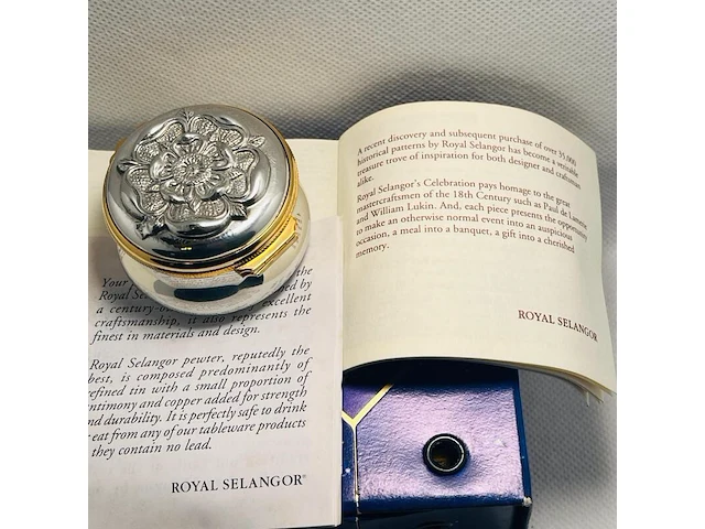 Sieraden doos - royal selangor - tudor rose - afbeelding 7 van  7