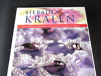Sieraden met kralen - afbeelding 1 van  5