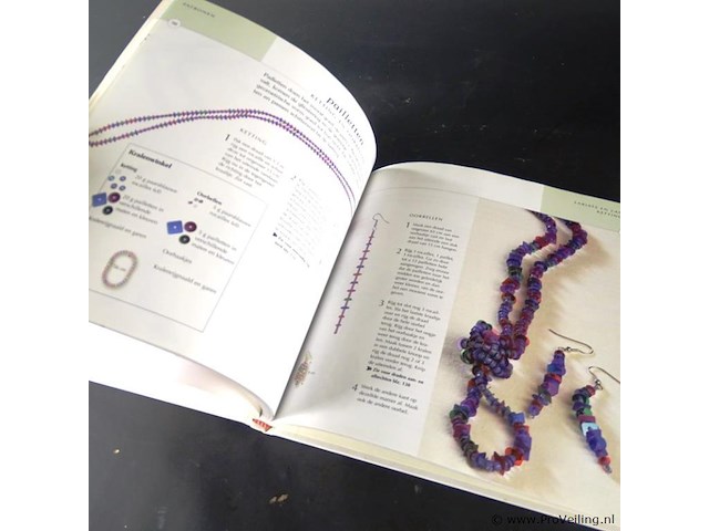 Sieraden met kralen - afbeelding 5 van  5