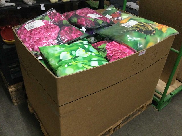 Sierkussens (56x) - afbeelding 1 van  4