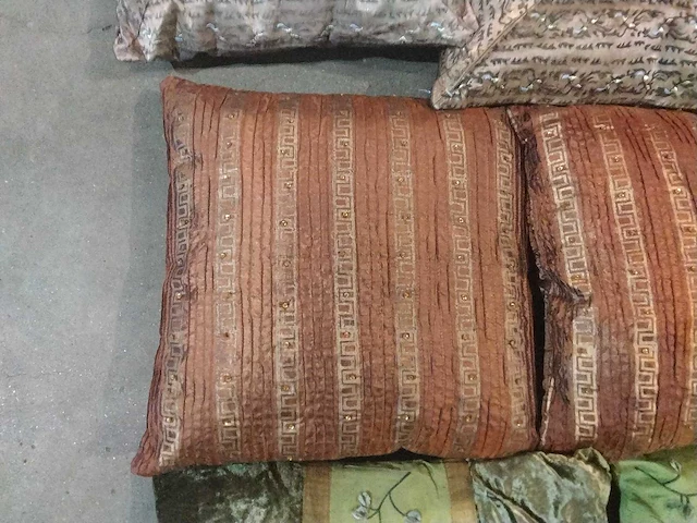 Sierkussens handgemaakt uit india. (12x) - afbeelding 3 van  6