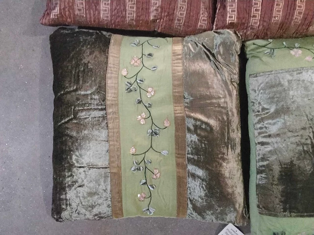 Sierkussens handgemaakt uit india. (12x) - afbeelding 4 van  6