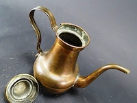 Sierlijk gevormde antieke koperen koffiepot - afbeelding 4 van  5