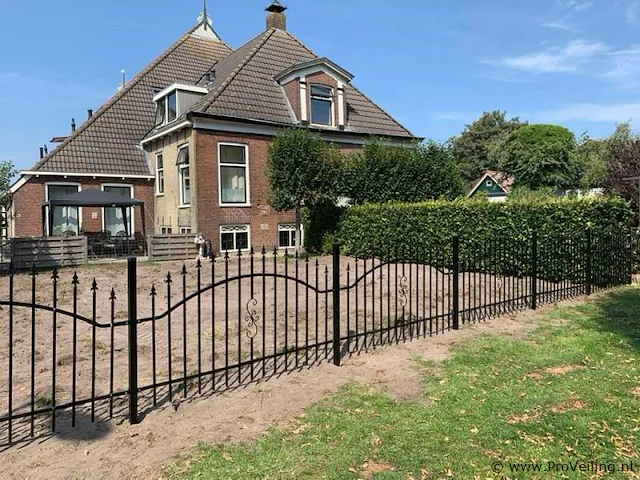 Sier/tuinhekwerken 2mtr (b) incl. palen en montage mat. - 10 stuks - afbeelding 2 van  5