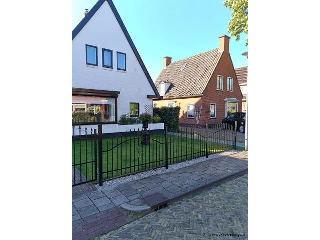 Sier/tuinhekwerken 2mtr (b) incl. palen en montage mat. - 10 stuks - afbeelding 2 van  9