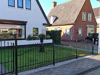 Sier/tuinhekwerken 2mtr (b) incl. palen en montage mat. - 10 stuks - afbeelding 2 van  9