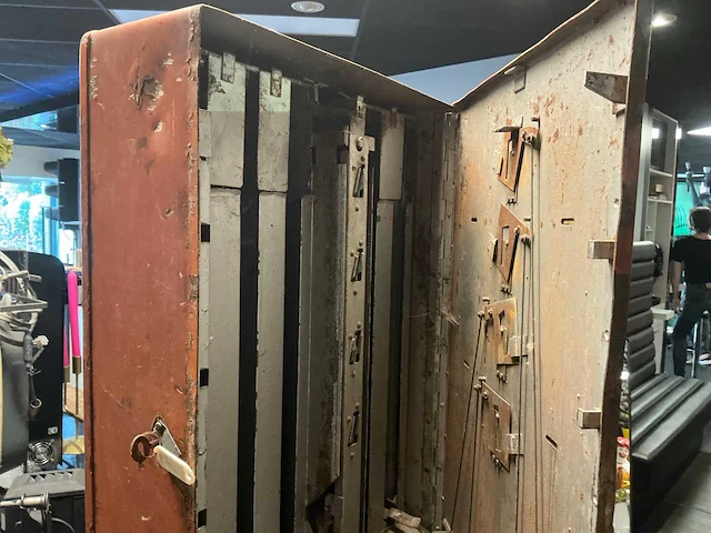 Sigarettenautomaat vintage - afbeelding 8 van  9
