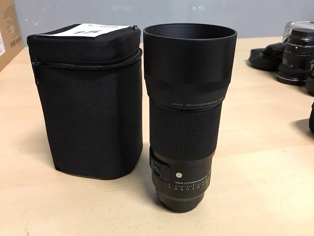 Sigma 105 mm 1:2.8 dg objectief - afbeelding 1 van  7