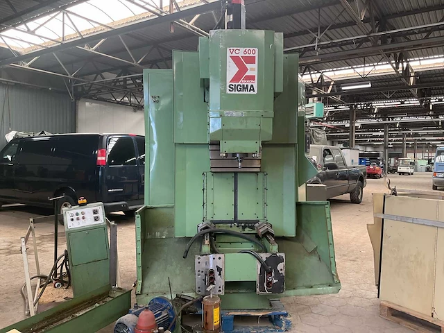 Sigma vc600 cnc-freesmachine - afbeelding 4 van  19