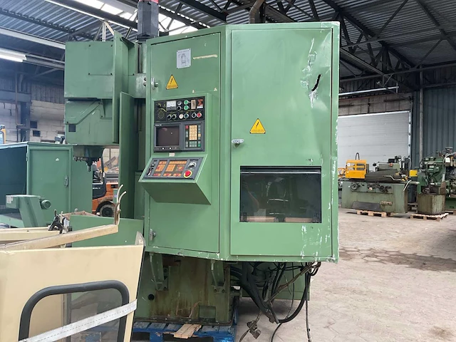 Sigma vc600 cnc-freesmachine - afbeelding 5 van  19