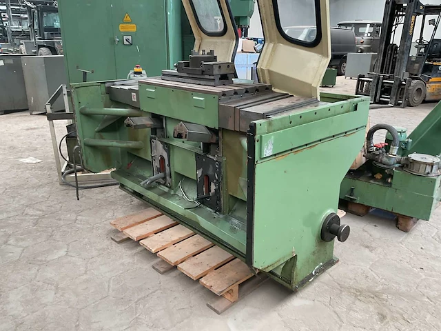 Sigma vc600 cnc-freesmachine - afbeelding 16 van  19
