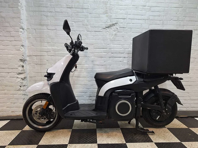 Silence s02ls 25 km elektrische bezorgscooter - afbeelding 1 van  7