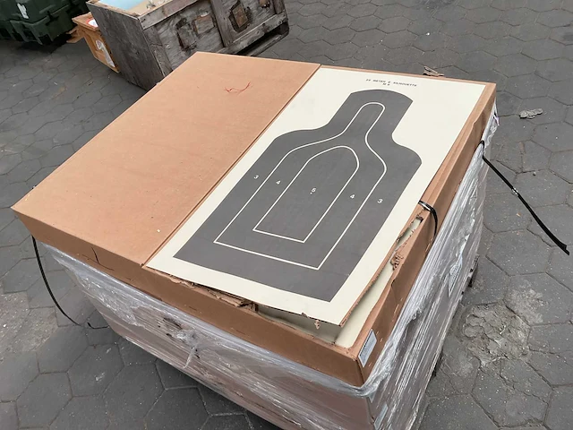 Silhouette gun target (5000x) - afbeelding 1 van  5