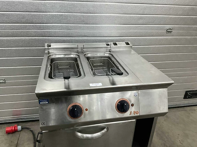 Silko efe73210 dubbele friteuse - afbeelding 2 van  5