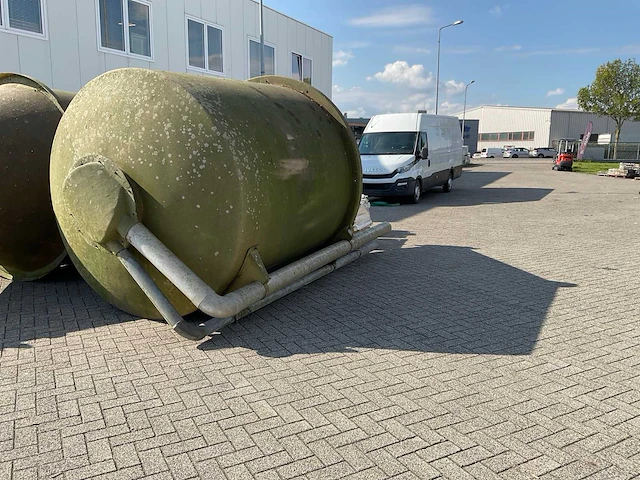 Silo - afbeelding 1 van  7