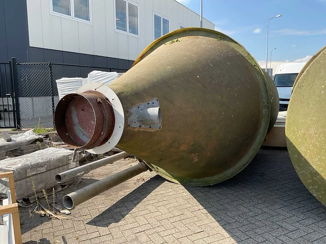 Silo - afbeelding 2 van  5