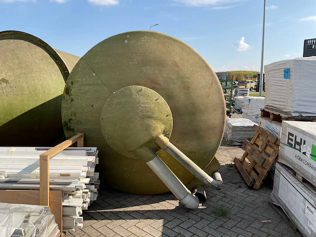 Silo - afbeelding 4 van  5