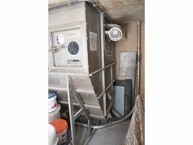 Siloba spc rvs weeg- en doseertrechter en 2 rvs silo’s - afbeelding 3 van  15