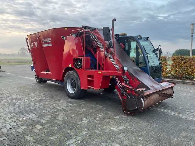 Siloking zelfrijdende voermengwagen - afbeelding 11 van  17