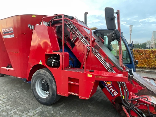 Siloking zelfrijdende voermengwagen - afbeelding 16 van  17