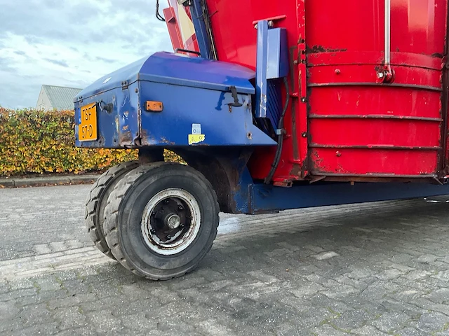 Siloking zelfrijdende voermengwagen - afbeelding 17 van  17