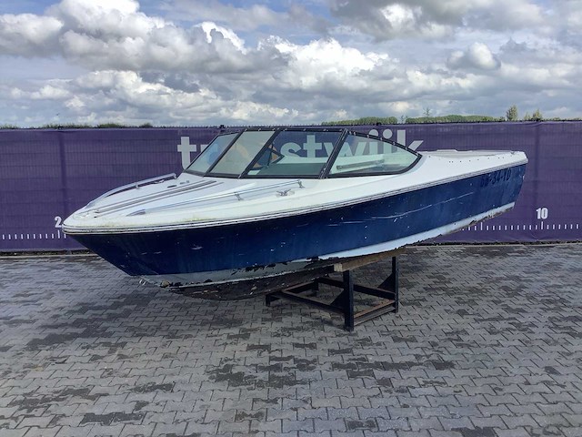 Silverline - nantucket - speedboot - afbeelding 1 van  5