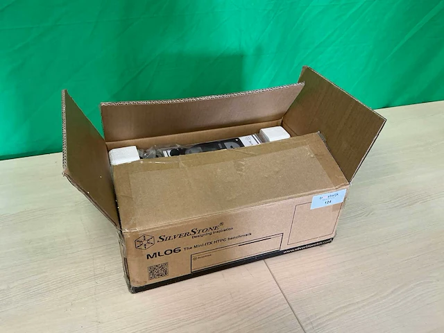 Silverstone ml06 mini-itx htpc behuizing - afbeelding 1 van  2