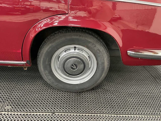 Simca 1500 oldtimer - 1965 - afbeelding 18 van  25