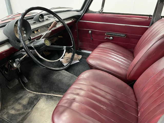 Simca 1500 oldtimer - 1965 - afbeelding 25 van  25