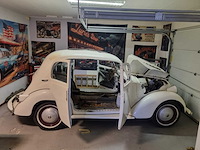 Simca 8 saloon, bouwjaar 1947, uniek - afbeelding 3 van  17