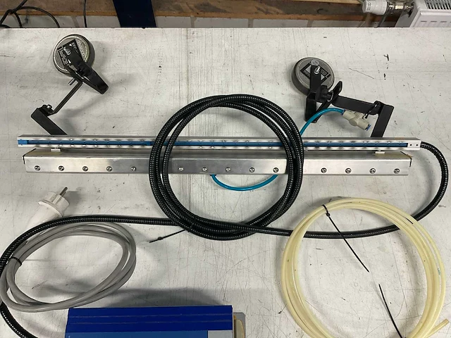 Simco anti statische unit met perslucht - afbeelding 2 van  6