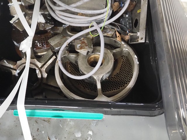 Simo - afbeelding 4 van  17