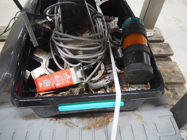 Simo - afbeelding 6 van  17