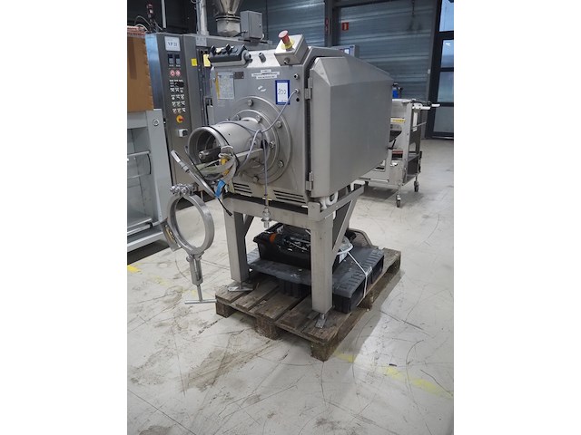 Simo - afbeelding 1 van  17