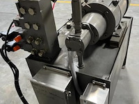 Simon-johnson - afbeelding 11 van  24