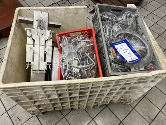 Simon-johnson - afbeelding 14 van  24