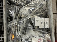 Simon-johnson - afbeelding 15 van  24